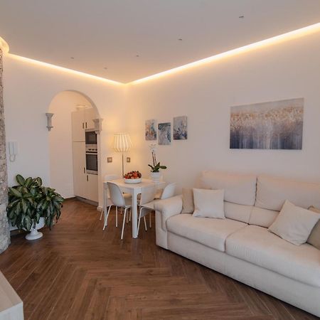 La Chicca Sicily Holiday House 卡斯泰尔莫拉 外观 照片